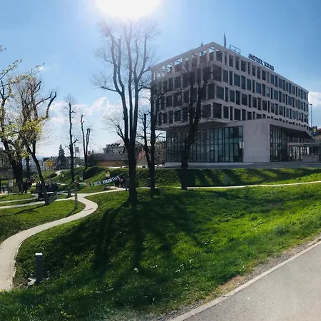 Hotel Kras-2
